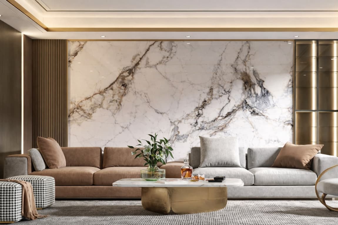 Porovnanie kachličiek a PVC panelov na stene v interiéri